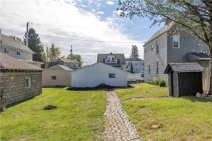 577 Jefferson St, Rochester, PA 15074 - Photo 29