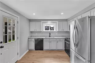 577 Jefferson St, Rochester, PA 15074 - Photo 15