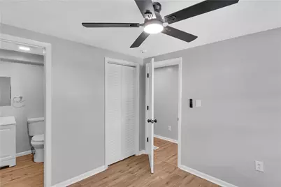 577 Jefferson St, Rochester, PA 15074 - Photo 9