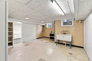 102 Peasant Village Ln, Rostraver, PA 15012 - Photo 39