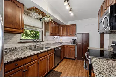 322 E Bruceton Rd, Pittsburgh, PA 15236 - Photo 13
