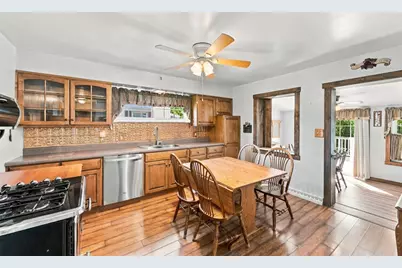 145 Michigan Ave, Lower Burrell, PA 15068 - Photo 9