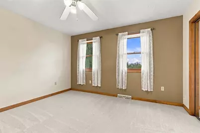 204 Farmview Ct, Cranberry Township, PA 16066 - Photo 31