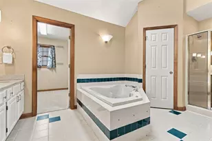 204 Farmview Ct, Cranberry Township, PA 16066 - Photo 27