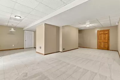 204 Farmview Ct, Cranberry Township, PA 16066 - Photo 35