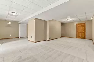 204 Farmview Ct, Cranberry Township, PA 16066 - Photo 35