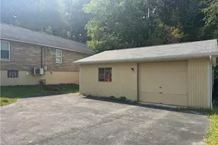 220 Old Plank Rd, City of But SW, PA 16002 - Photo 15