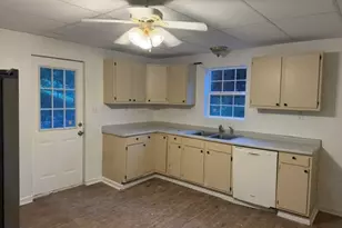 507 Gaskill Ave, Jeannette, PA 15644 - Photo 15