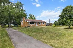 3205 Eastbrook Volant Rd, Hickory Township, PA 16156 - Photo 21