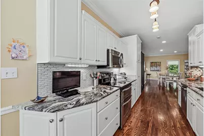 201 Oakview Dr, Hermitage, PA 16148 - Photo 7