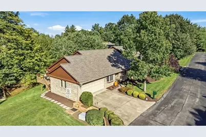 201 Oakview Dr, Hermitage, PA 16148 - Photo 41
