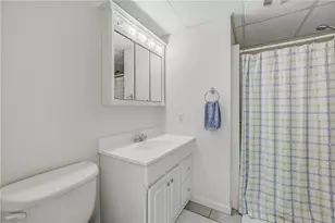 201 Oakview Dr, Hermitage, PA 16148 - Photo 31