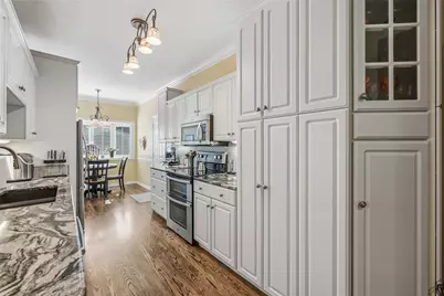 201 Oakview Dr, Hermitage, PA 16148 - Photo 11
