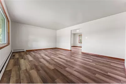 3205 Eastbrook Volant Rd, Hickory Township, PA 16156 - Photo 15