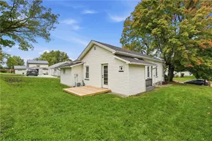 141 Pierce Ave, Sharpsville, PA 16150 - Photo 25