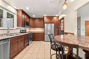 1101 Cherry St, Latrobe, PA 15650 - Photo 5
