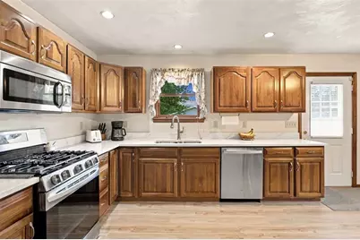 902 Central Drive, New Eagle, PA 15067 - Photo 11