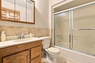 902 Central Dr, New Eagle, PA 15067 - Photo 31