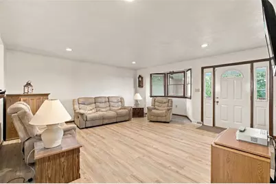 902 Central Drive, New Eagle, PA 15067 - Photo 15