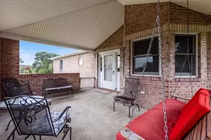 902 Central Dr, New Eagle, PA 15067 - Photo 5