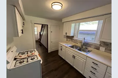 2019 Parkdale Ave, Hermitage, PA 16148 - Photo 5