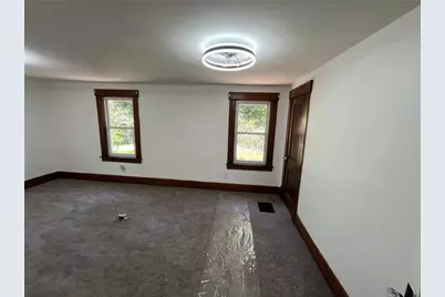 2019 Parkdale Ave, Hermitage, PA 16148 - Photo 9