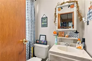 610 1st St, Vanderbilt, PA 15486 - Photo 11