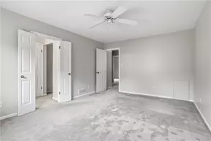 1559 Pinehurst Dr, Pittsburgh, PA 15241 - Photo 13