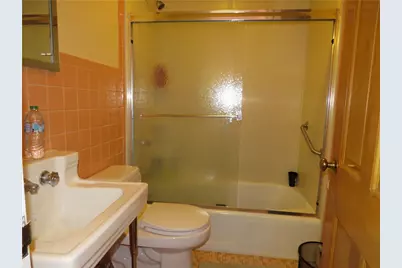 319 N Broad St, Grove City Boro, PA 16127 - Photo 39