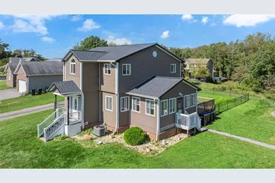 351 Center Grange Rd, Center Township, PA 15061 - Photo 5