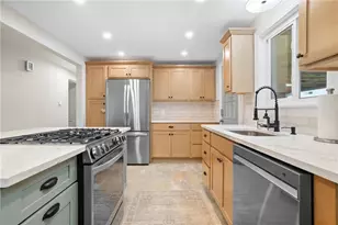 1011 Marcia, Irwin, PA 15642 - Photo 13