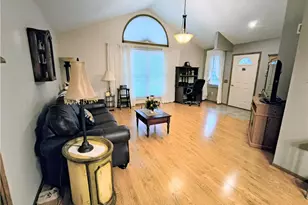 403 Surrey Ln, Meridian, PA 16001 - Photo 5