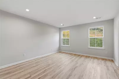 207 Yellowwood Ct, South Strabane, PA 15301 - Photo 13