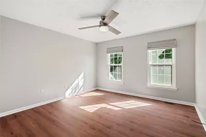 502 Meade Dr, Robinson Twp, PA 15136 - Photo 21