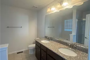 1906 Pointe View Dr, Adams Township, PA 16066 - Photo 13