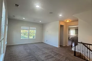1906 Pointe View Dr, Adams Township, PA 16066 - Photo 9