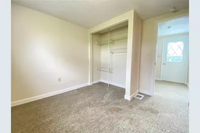 5028 Skylark Ave, West Mifflin, PA 15122 - Photo 23