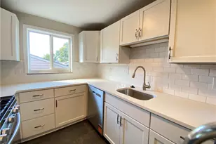 5028 Skylark Ave, West Mifflin, PA 15122 - Photo 11