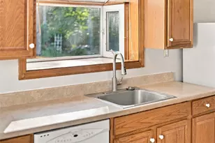 643 Lougeay Rd, Pittsburgh, PA 15235 - Photo 21