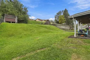 560 Semple Dr, North Huntingdon, PA 15642 - Photo 33