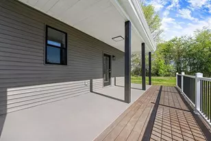1076 Chapel Rd, Center Township, PA 15061 - Photo 37