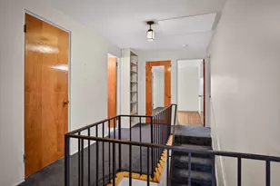 904 Lovingston Dr, Pittsburgh, PA 15216 - Photo 23