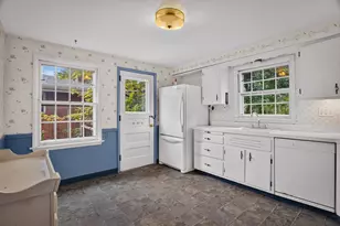 904 Lovingston Dr, Pittsburgh, PA 15216 - Photo 17