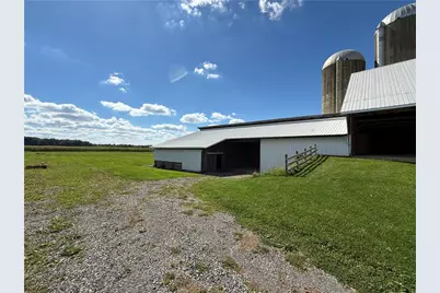 1666 District Rd, Fairview Township, PA 16124 - Photo 47