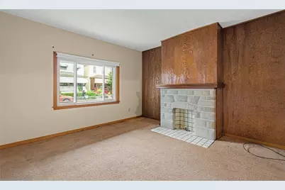 301 Russellwood Ave, McKees Rocks, PA 15136 - Photo 5