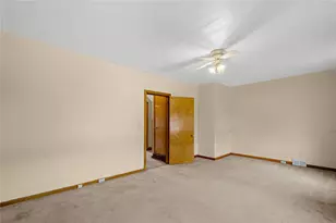 301 Russellwood Ave, McKees Rocks, PA 15136 - Photo 17
