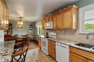 760 Mercer Rd, Center Township, PA 16001 - Photo 9