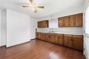 212 Fairview Ave, Butler, PA 16001 - Photo 11