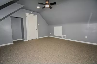 392 Whittier Dr, Pittsburgh, PA 15235 - Photo 21