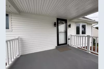 392 Whittier Dr, Pittsburgh, PA 15235 - Photo 3